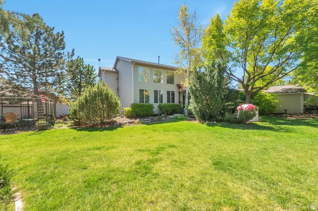 8344 S WHEATRIDGE CT, West Jordan, UT 84081