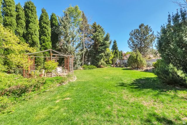 8344 S WHEATRIDGE CT, West Jordan, UT 84081