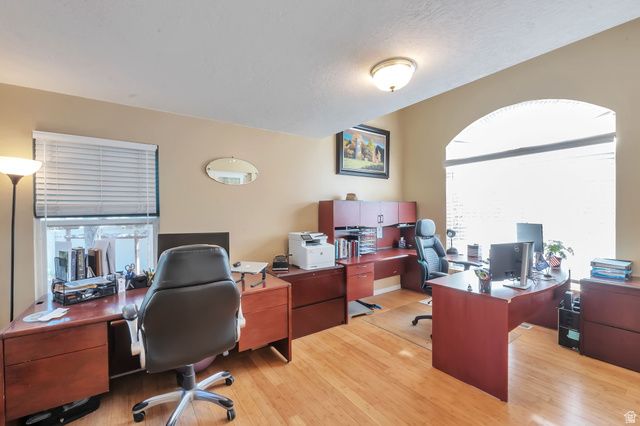 8344 S WHEATRIDGE CT, West Jordan, UT 84081