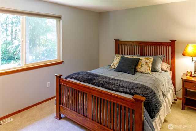 9634 Regency Loop SE, Olympia, WA 98513