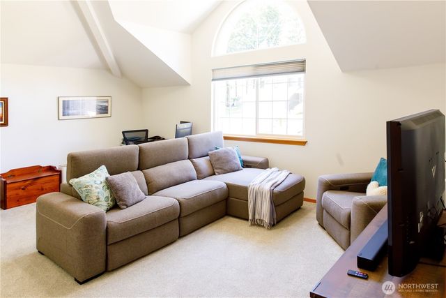 9634 Regency Loop SE, Olympia, WA 98513
