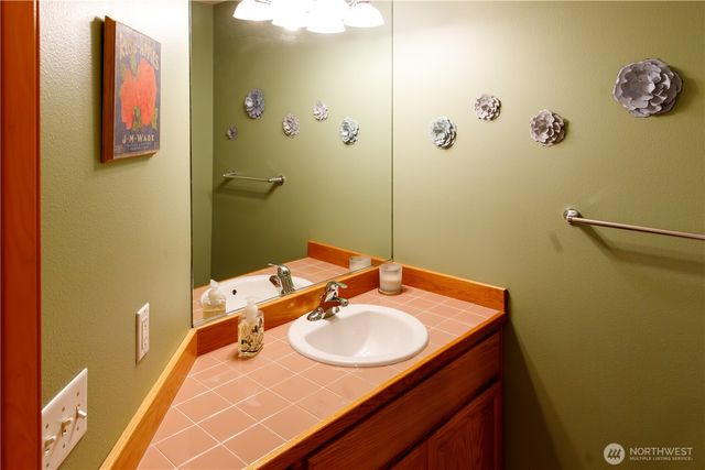 9634 Regency Loop SE, Olympia, WA 98513