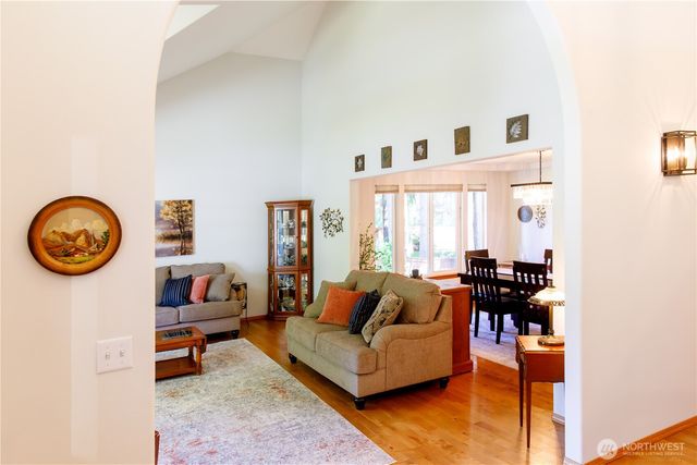 9634 Regency Loop SE, Olympia, WA 98513