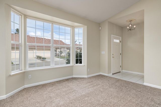 346 Village Drive, Dinuba, CA 93618