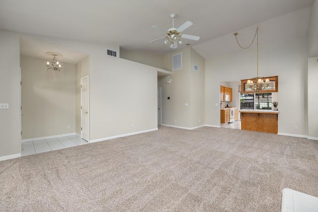 346 Village Drive, Dinuba, CA 93618