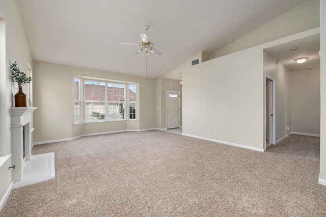 346 Village Drive, Dinuba, CA 93618