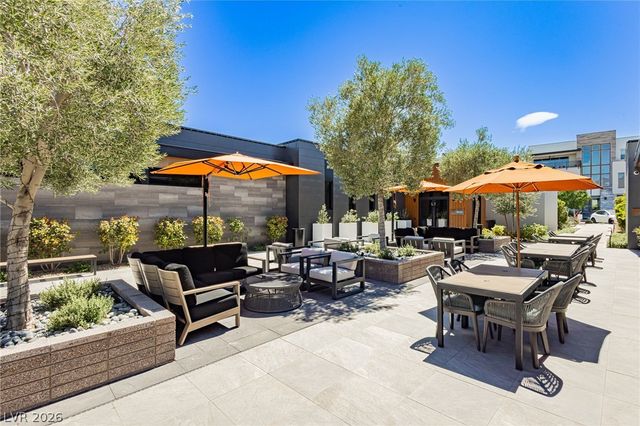 10135 Carmine Clay Drive, Las Vegas, NV 89143