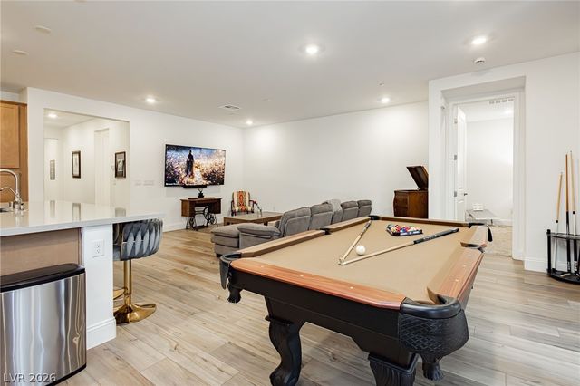 10135 Carmine Clay Drive, Las Vegas, NV 89143
