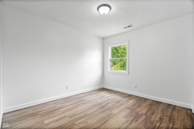 541 Dayton Avenue, Indianapolis, IN 46203