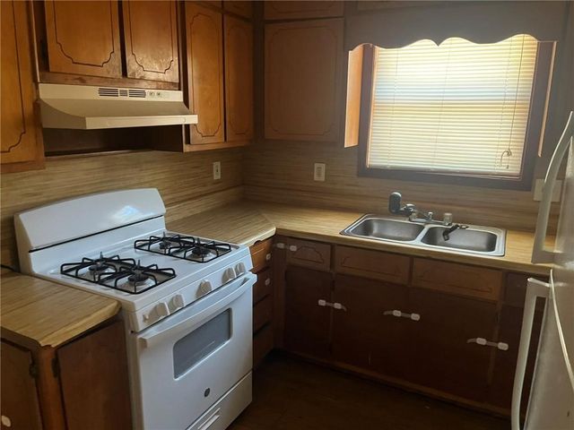 5402 Glen Haven Drive, Atlanta, GA 30349