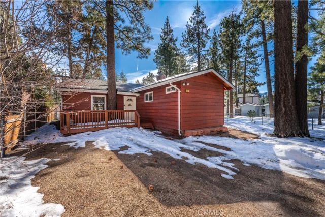 904 Michael Ave, Big Bear City, CA 92314