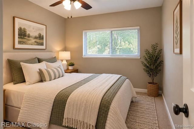 320 S Rochester Road, Clawson, MI 48017