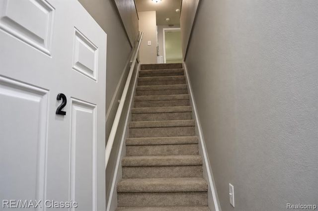 320 S Rochester Road, Clawson, MI 48017