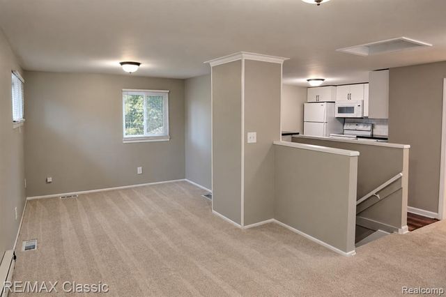 320 S Rochester Road, Clawson, MI 48017