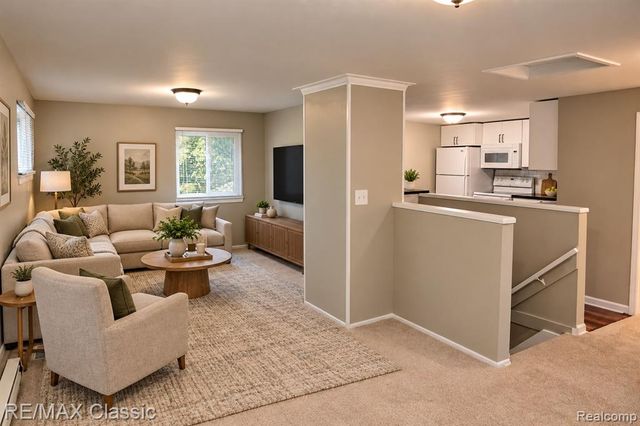 320 S Rochester Road, Clawson, MI 48017