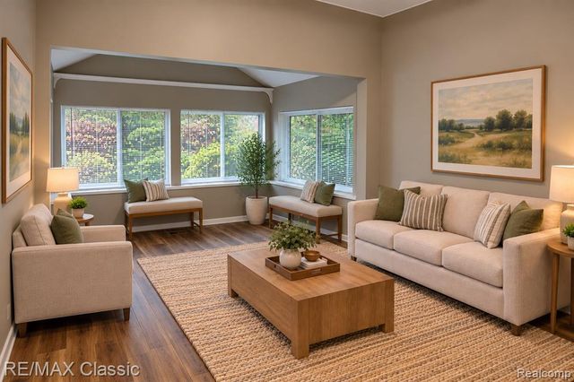 320 S Rochester Road, Clawson, MI 48017