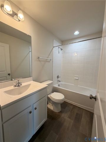 4184 Park Trail Dr, Henrico, VA 23223