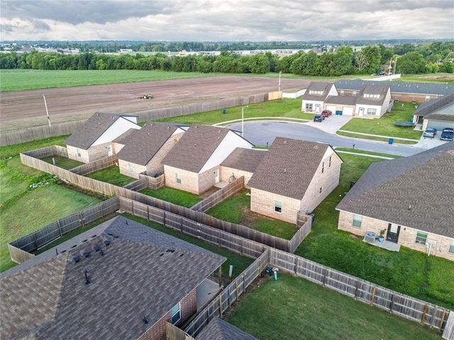 1664 Comice Drive, Newcastle, OK 73065