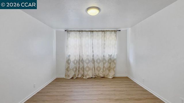 17786 Parker Rd, Castro Valley, CA 94546