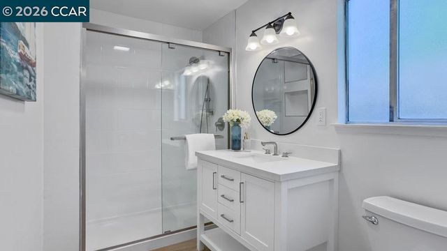 17786 Parker Rd, Castro Valley, CA 94546