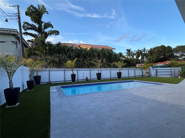 1301 Funston St, Hollywood, FL 33019