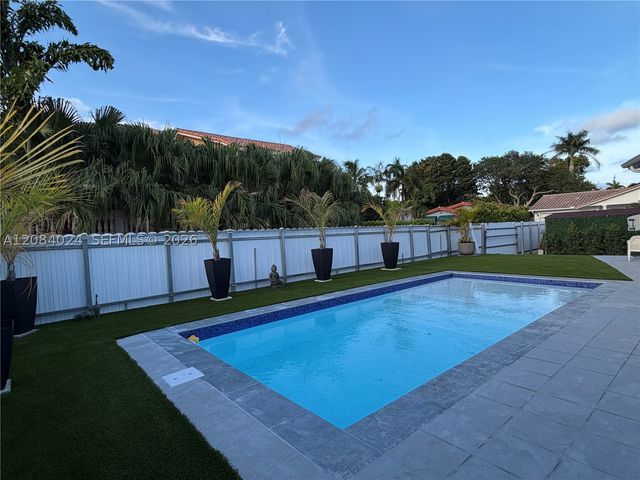 1301 Funston St, Hollywood, FL 33019