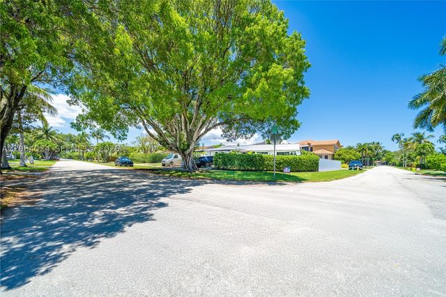 1301 Funston St, Hollywood, FL 33019