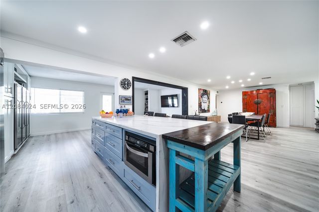 1301 Funston St, Hollywood, FL 33019