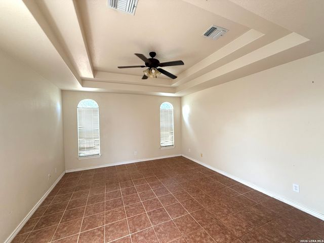 116 Palomino Trail, Natalia, TX 78059