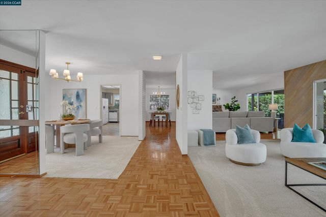 2975 Graymont Ct, Concord, CA 94518