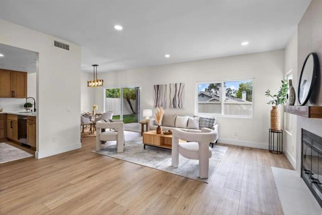 7902 Tinaja Lane, San Diego, CA 92139