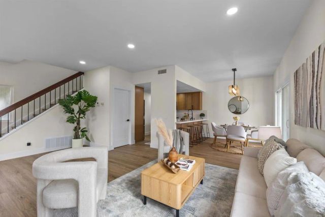 7902 Tinaja Lane, San Diego, CA 92139
