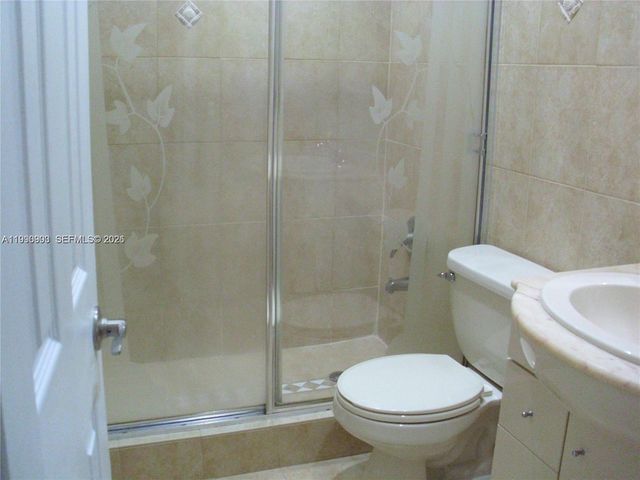 50 E 43rd St 0, Hialeah, FL 33013