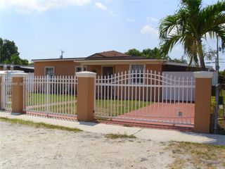 50 E 43rd St 0, Hialeah, FL 33013