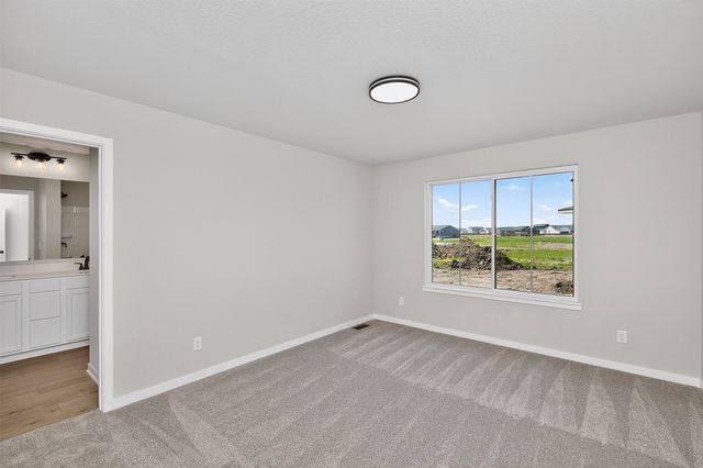 4411 NE 7th Street, Ankeny, IA 50021