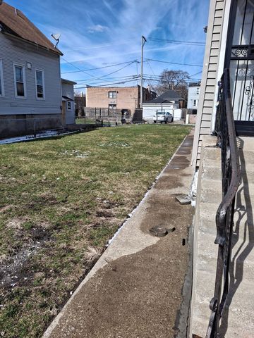 864 E 87th Place, Chicago, IL 60619