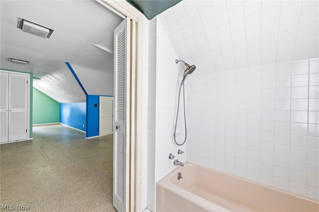 29002 Foxboro Street, Willowick, OH 44095
