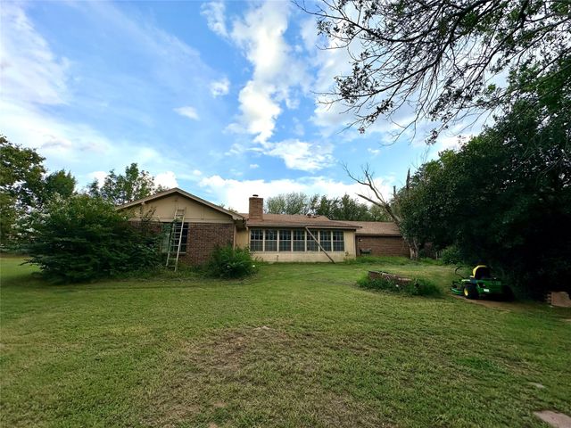 101 Timberview Court, Burleson, TX 76028