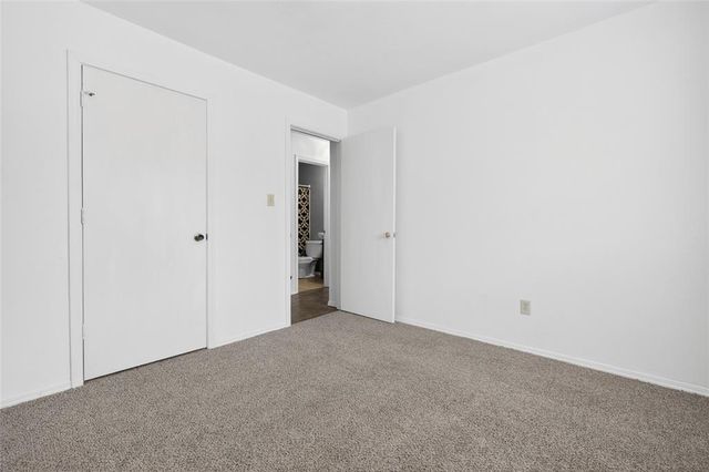 2905 Kathy Lane, Edmond, OK 73034
