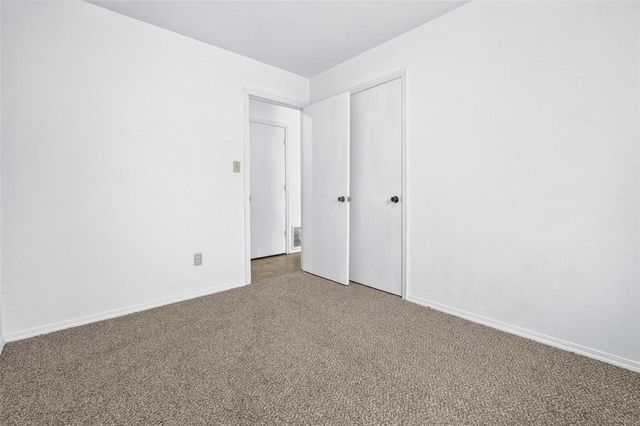 2905 Kathy Lane, Edmond, OK 73034