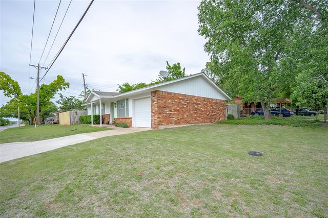 2905 Kathy Lane, Edmond, OK 73034