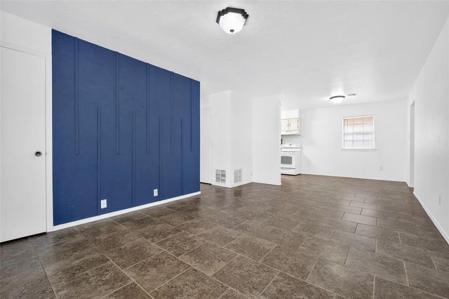 2905 Kathy Lane, Edmond, OK 73034