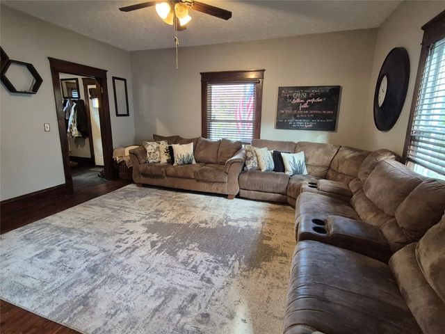 712 STATE Street, Meadville, PA 16335