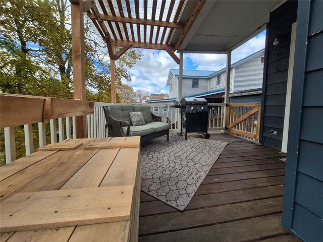 712 STATE Street, Meadville, PA 16335