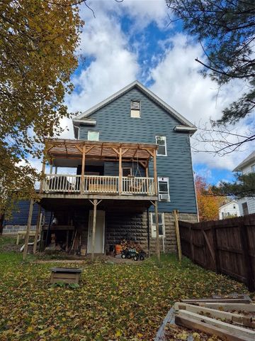 712 STATE Street, Meadville, PA 16335