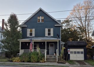 712 STATE Street, Meadville, PA 16335