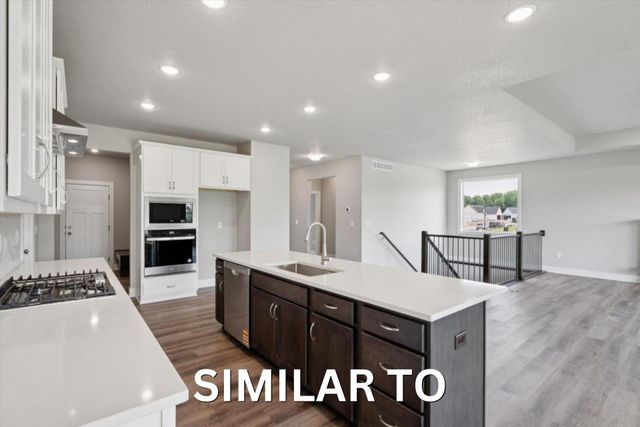4802 Everest Avenue, Ames, IA 50014