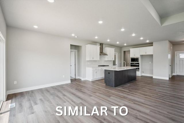 4802 Everest Avenue, Ames, IA 50014