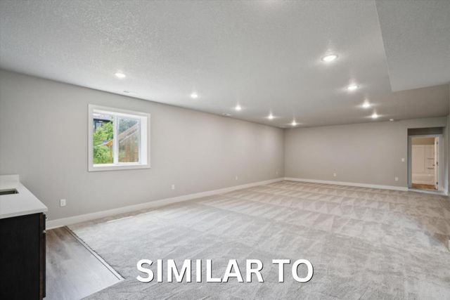 4802 Everest Avenue, Ames, IA 50014