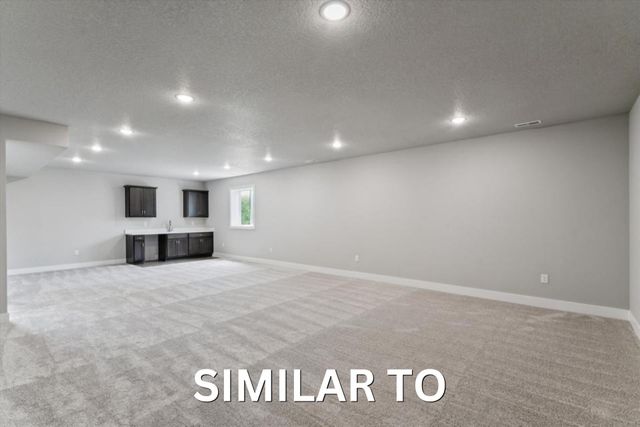 4802 Everest Avenue, Ames, IA 50014